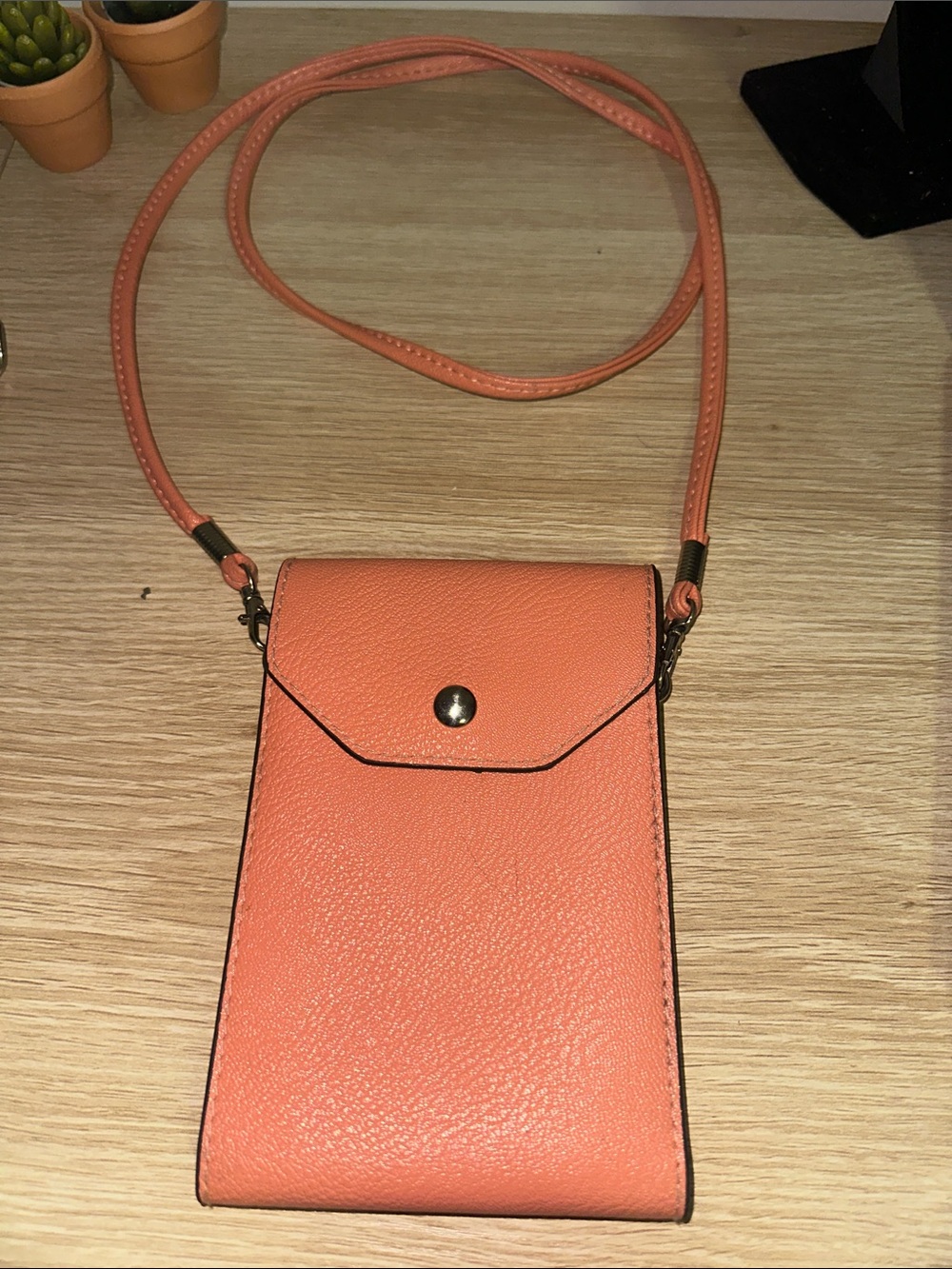 Everyday Coral Crossbody Phone Pouch Crossbody Purse - Unbranded Nwot